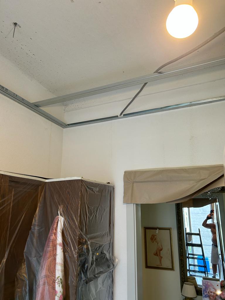 Spinetti Pittura - cantiere Lugano - soffitti ribassati con cartongesso foto 1